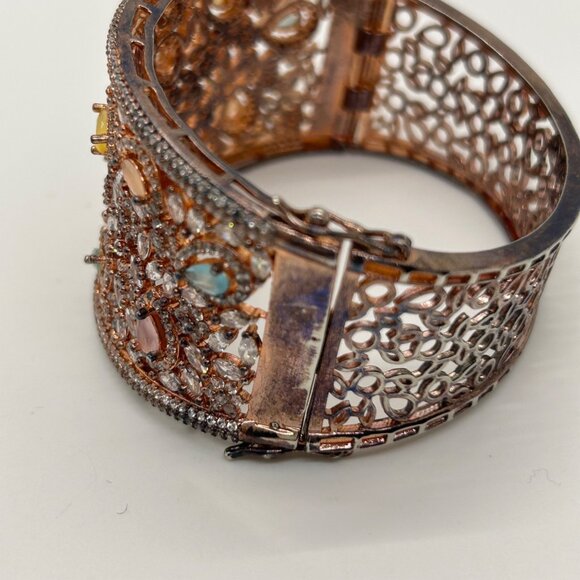 Vintage Filigree Hinge Bracelet Rose Gold-tone Rhinestones Safety Clasp - Picture 7 of 16